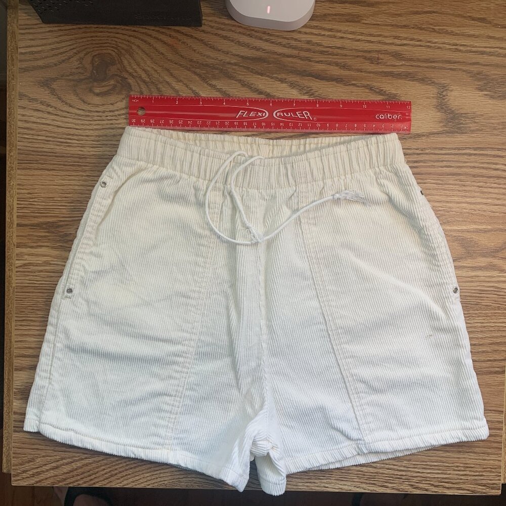 WOMENS CORDUROY SHORTS